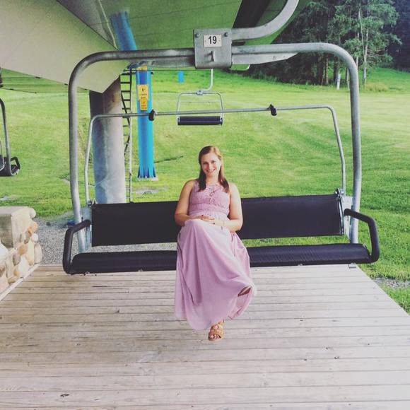 Meet your Posher, Melissa - Picture 1 of 1